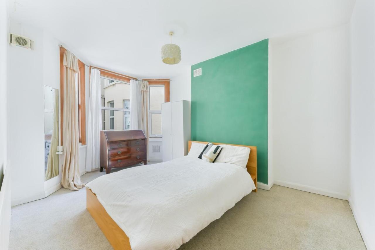 Cozy 1-Bed Apartment In Brixton London Exterior foto